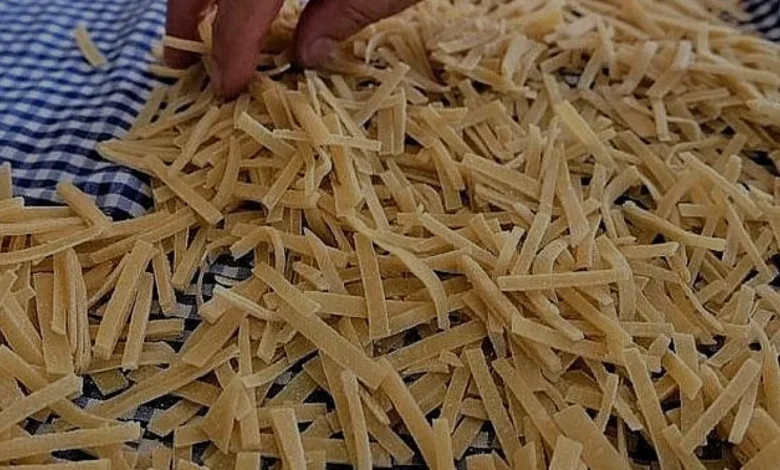 1 Kilo Erişte İçin İdeal Haşlama Suyu Ölçüsü Nedir
