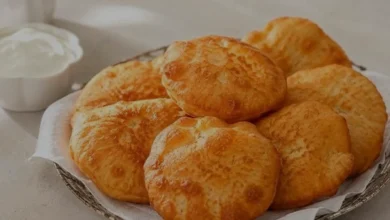 Evde 3 Malzemeli Pratik Mayasız Pişi Nasıl Yapılır