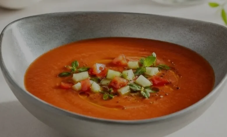 Evde Geleneksel İspanyol Usulü Gazpacho Hazırlama Rehberi