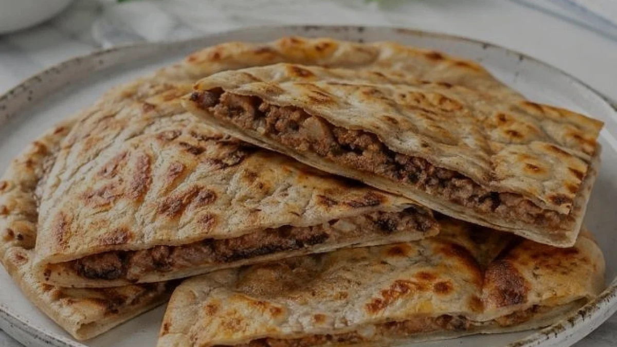 Evde Kastamonu Usulü Etli Ekmek Yapımı