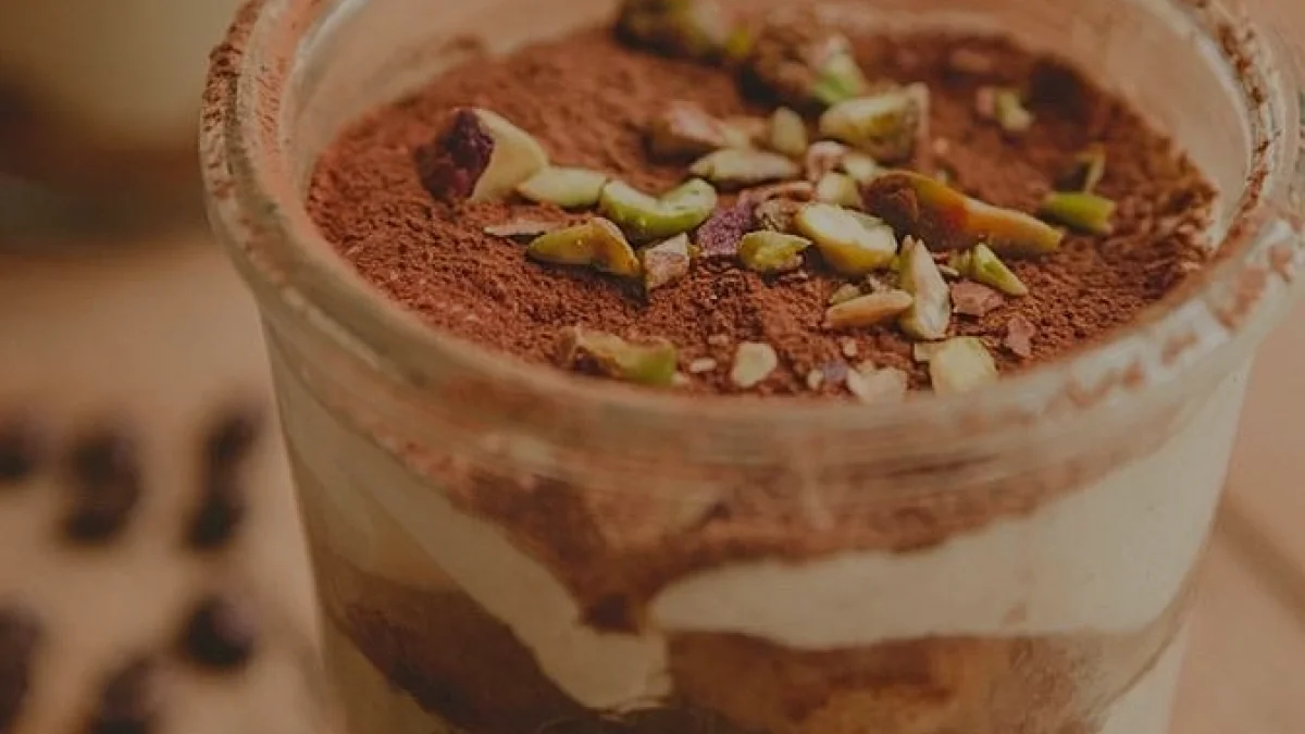 Evde Pratik Fıstıklı Bardak Tiramisu Hazırlama Rehberi