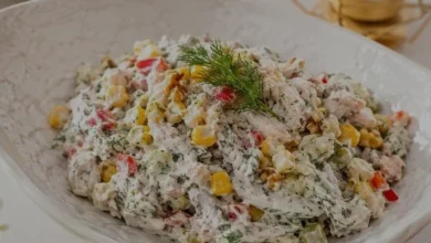 Evde Pratik ve Lezzetli Tavuk Salatası Hazırlama Rehberi