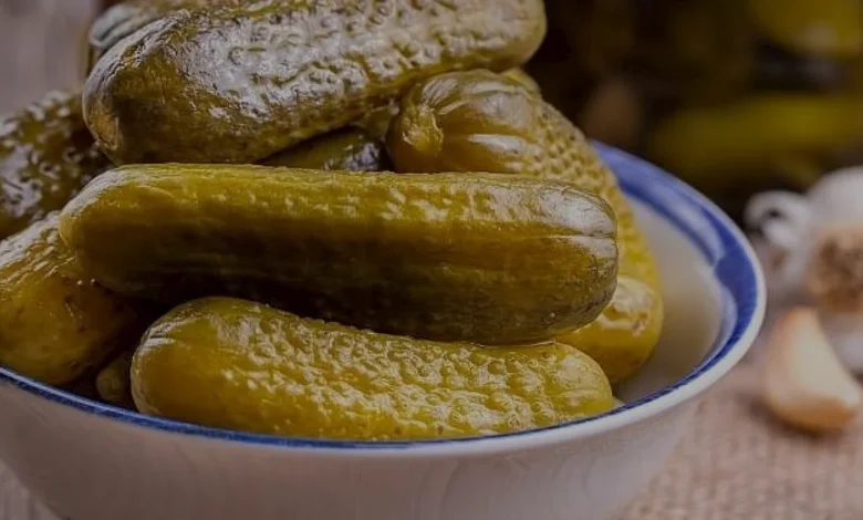 20 Dakikada Hazır Hızlı Salatalık Turşusu Tarifi