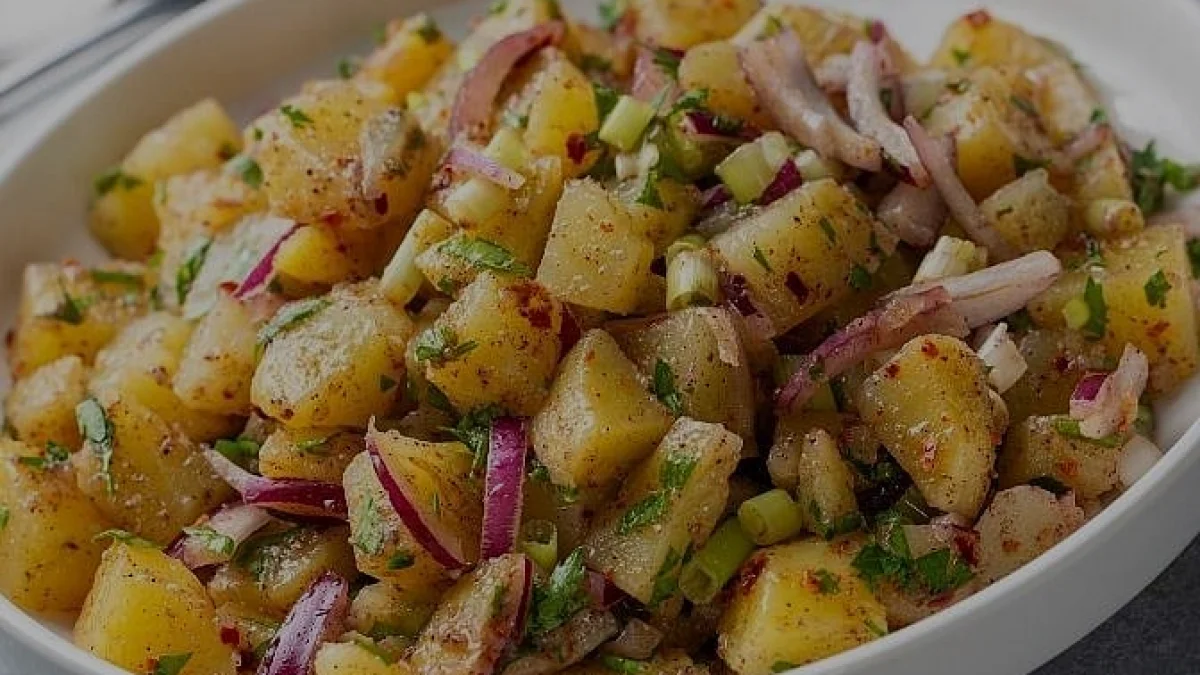 Dağılmayan Kıvamda Patates Salatası Hazırlamanın Püf Noktaları