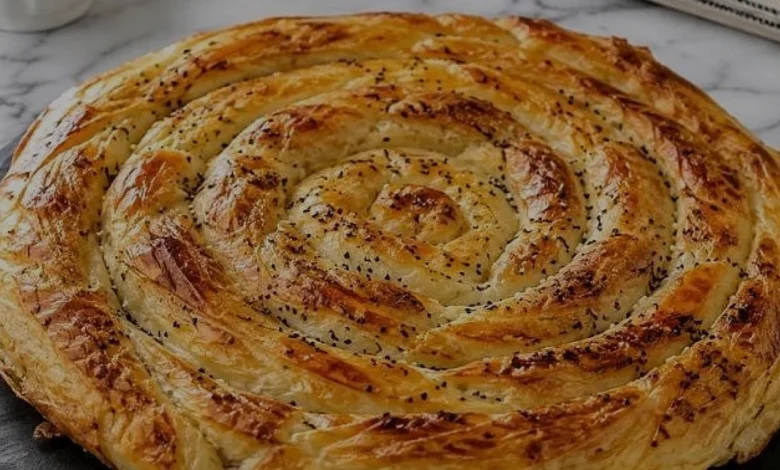 Ev Yapımı İncecik Hamurlu Patatesli Börek Hazırlanışı