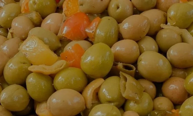 Evde Yeşil Zeytin Tatlandırmanın Püf Noktaları