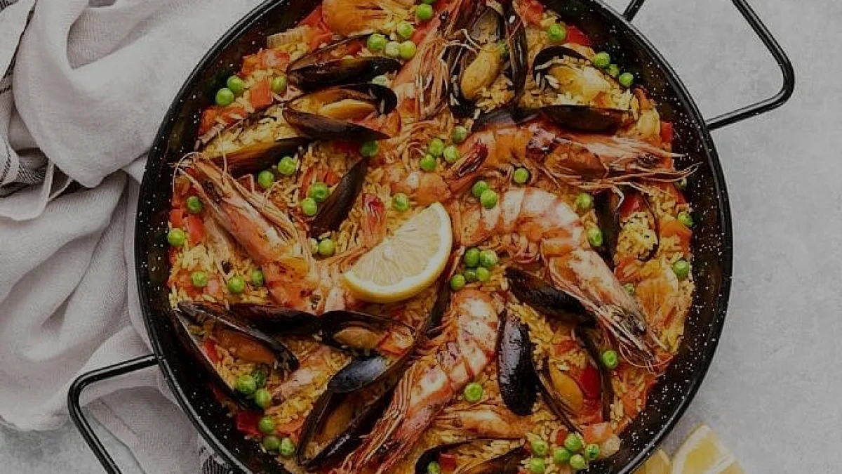 Geleneksel Paella Hazırlamanın Püf Noktaları ve Adımları