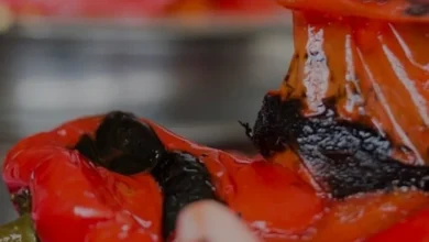 Közlenmiş Biber Soyarken Parçalanmaması İçin İzlenmesi Gereken Yöntemler