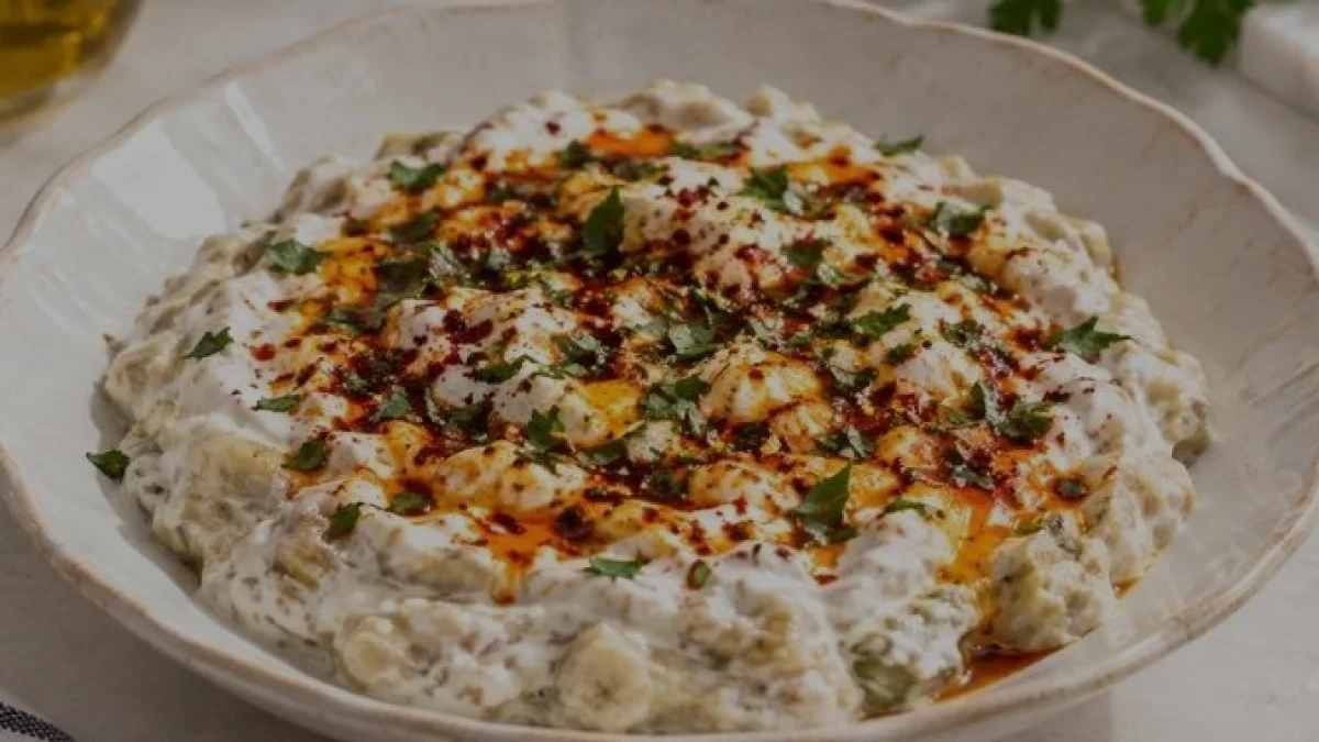 Lokanta Usulü Yoğurtlu Patlıcan Mezesi Hazırlama Rehberi