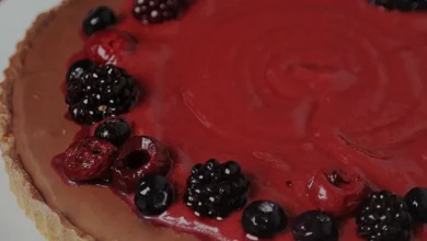 Mutfaklarda Klasik Lezzet Çikolatalı Tart Yapımı